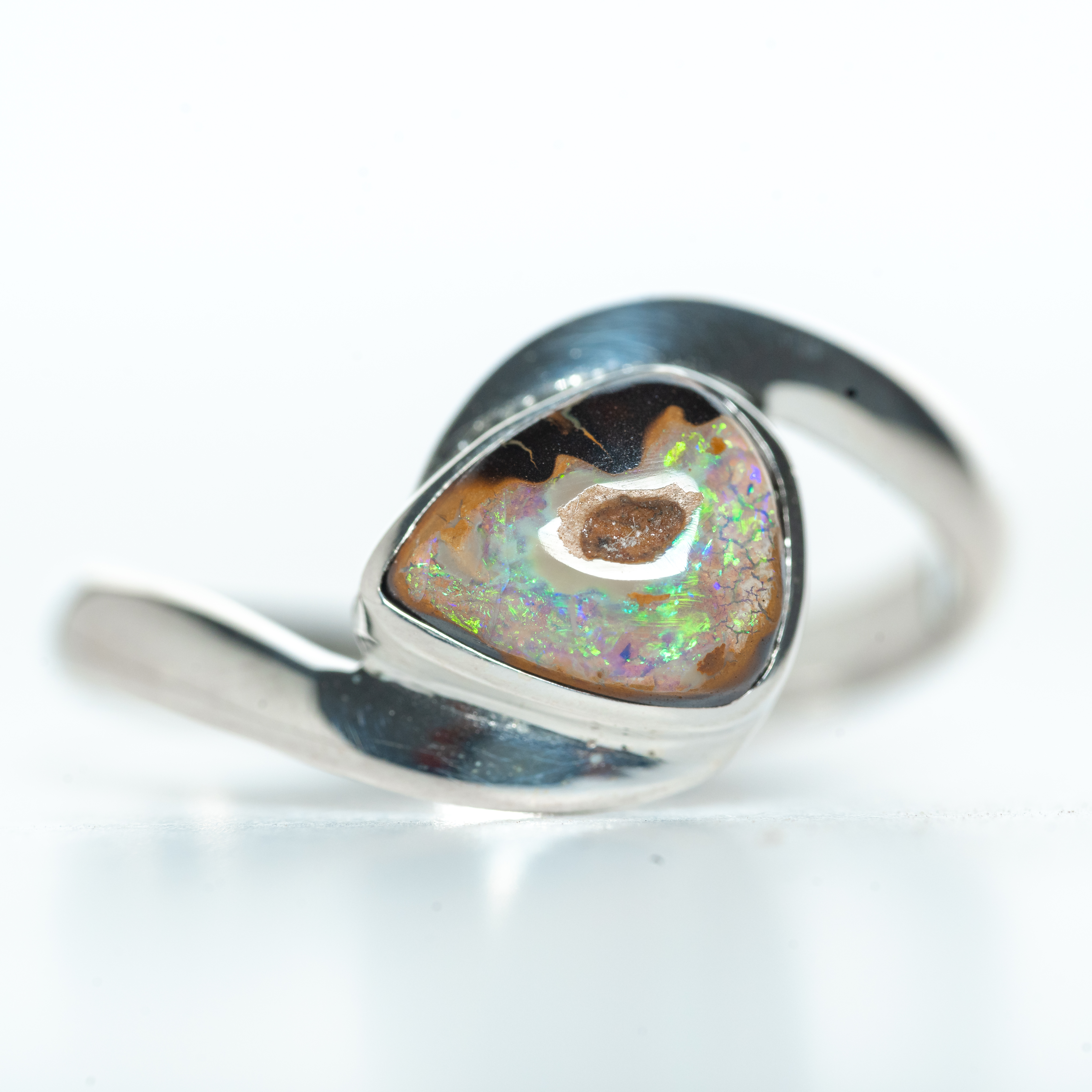 Anillo ALMA Ópalo Australiano T18,5