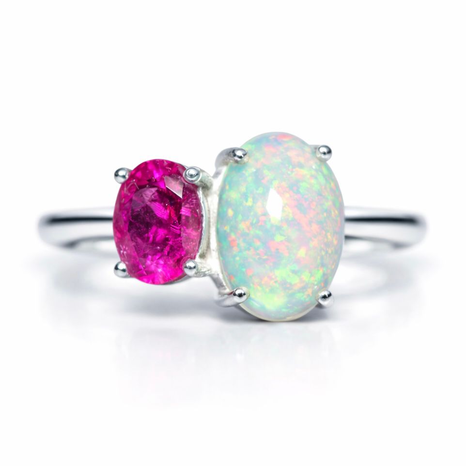 Anillo RENACER Ópalo Blanco y Turmalina Rosa T17